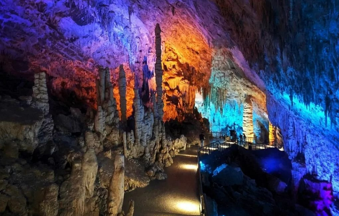 furong cave in chongqing